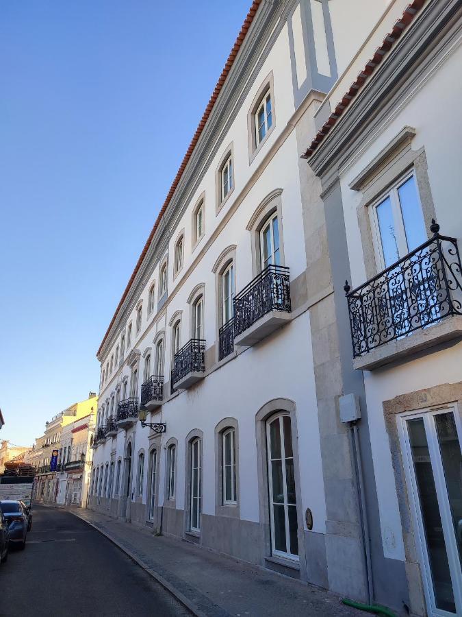 Young Spirit Apartment Faro Luaran gambar