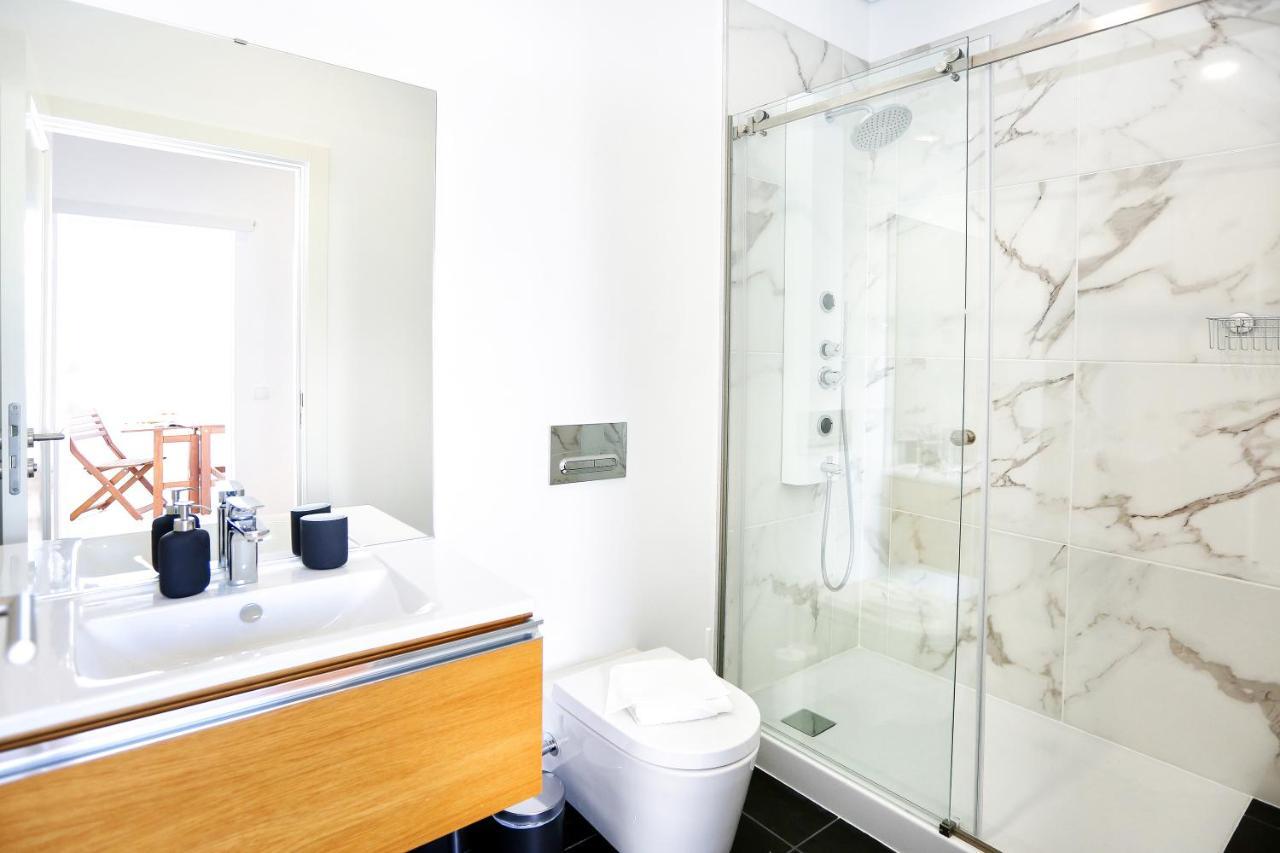 Young Spirit Apartment Faro Luaran gambar